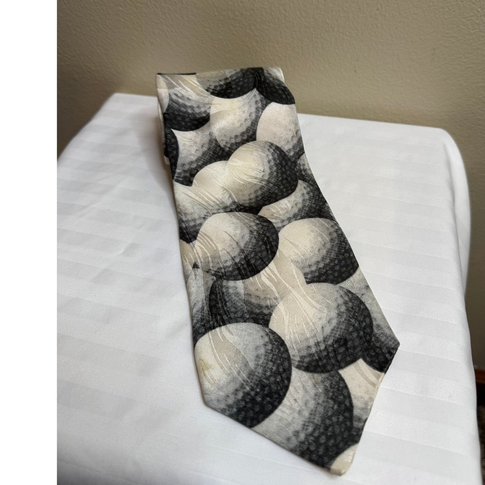 Vintage 1995 Ralph Marlin RM Sport Golf Ball Print Silk Tie Just Balls